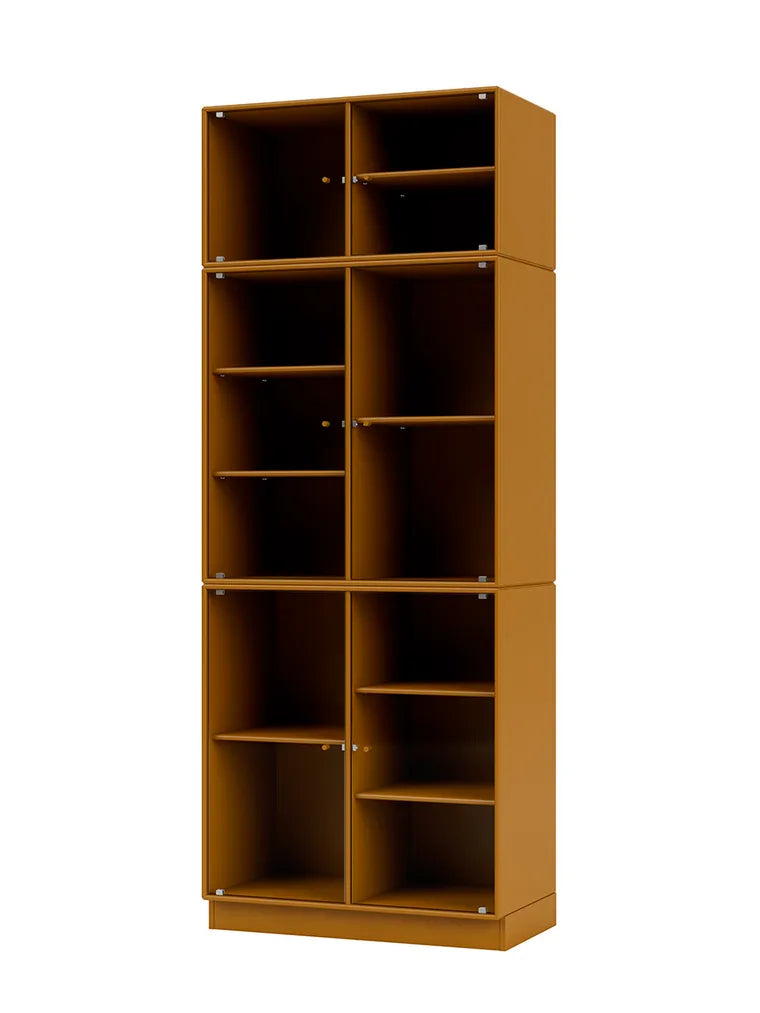 Ripple IV Vitrineskab, inkl. sokkel fra Montana