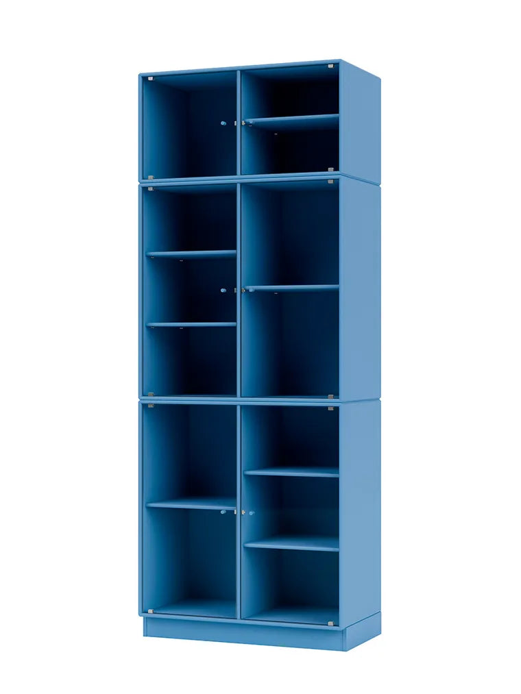 Ripple IV Vitrineskab, inkl. sokkel fra Montana