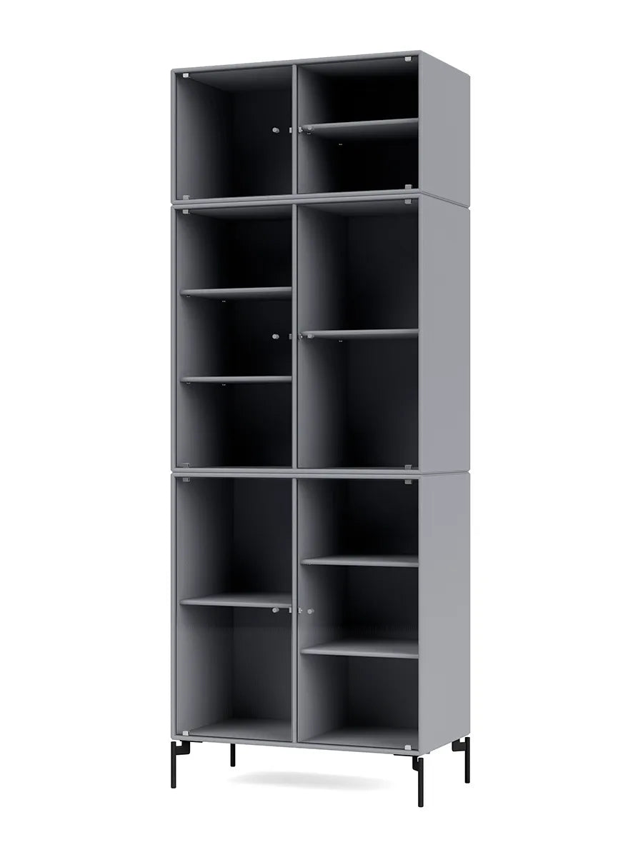 Ripple IV Vitrineskab, inkl. ben fra Montana