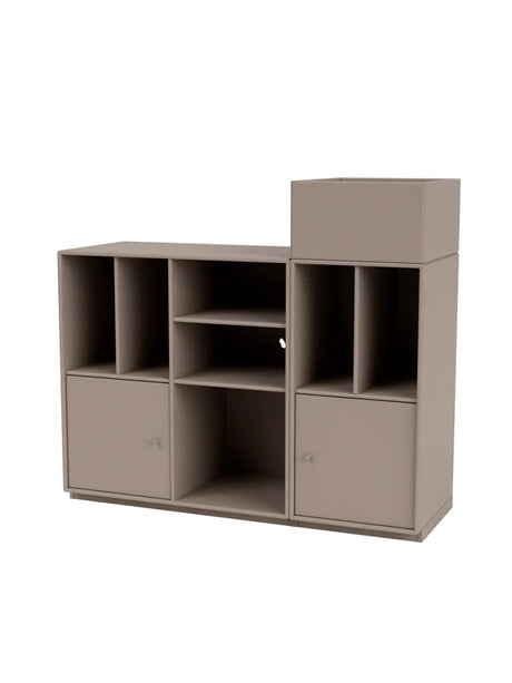 Spin III Modul fra Montana - Truffle / Inkl. sokkel 3 cm - Jacobsen Plus
