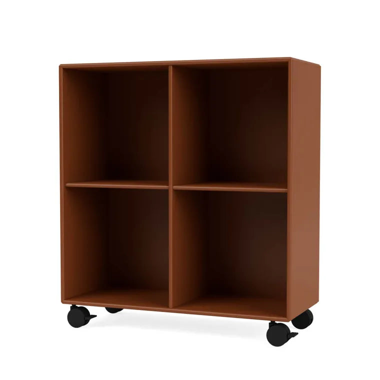 1112 reol inkl. hjul fra Montana