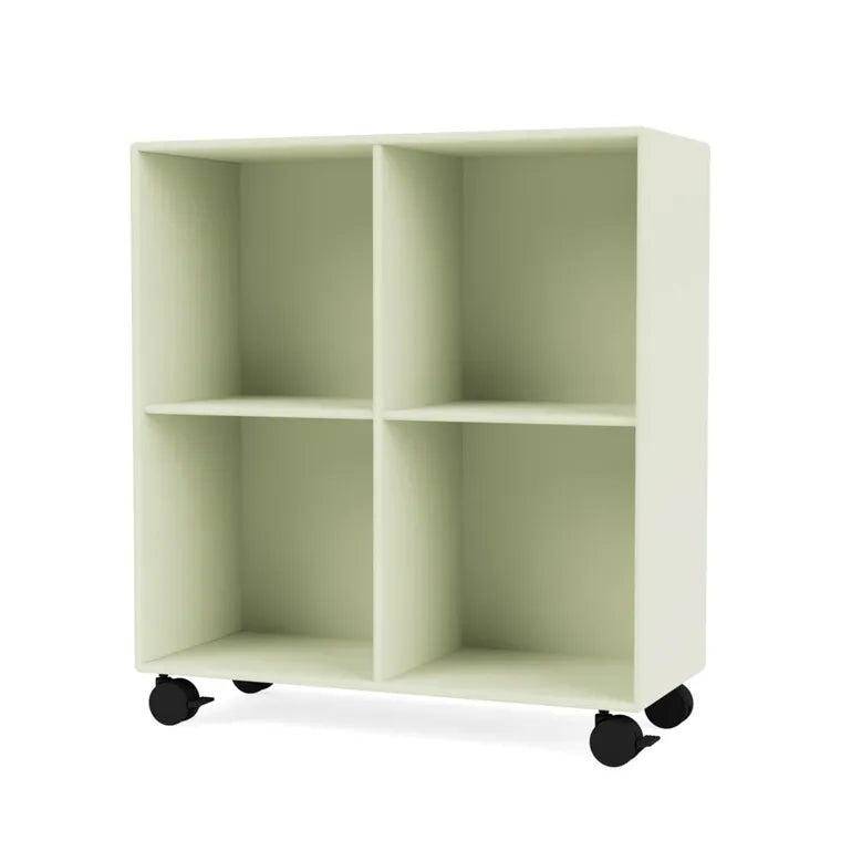 1112 reol inkl. hjul fra Montana