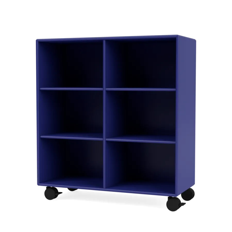 1113 reol inkl. hjul fra Montana