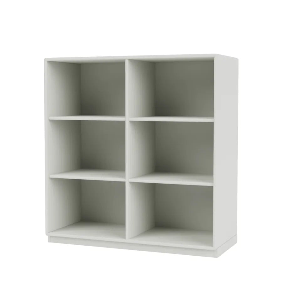 1113 reol inkl. sokkel fra Montana