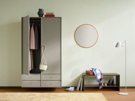 Attire IV garderobe, inkl. sokkel 3 cm fra Montana - Clay - Jacobsen Plus