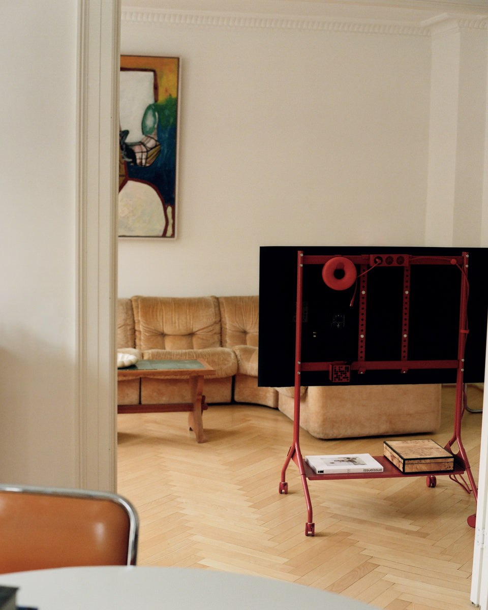 Pedestal - Moon Tray Shelf, hylde til TV-stander