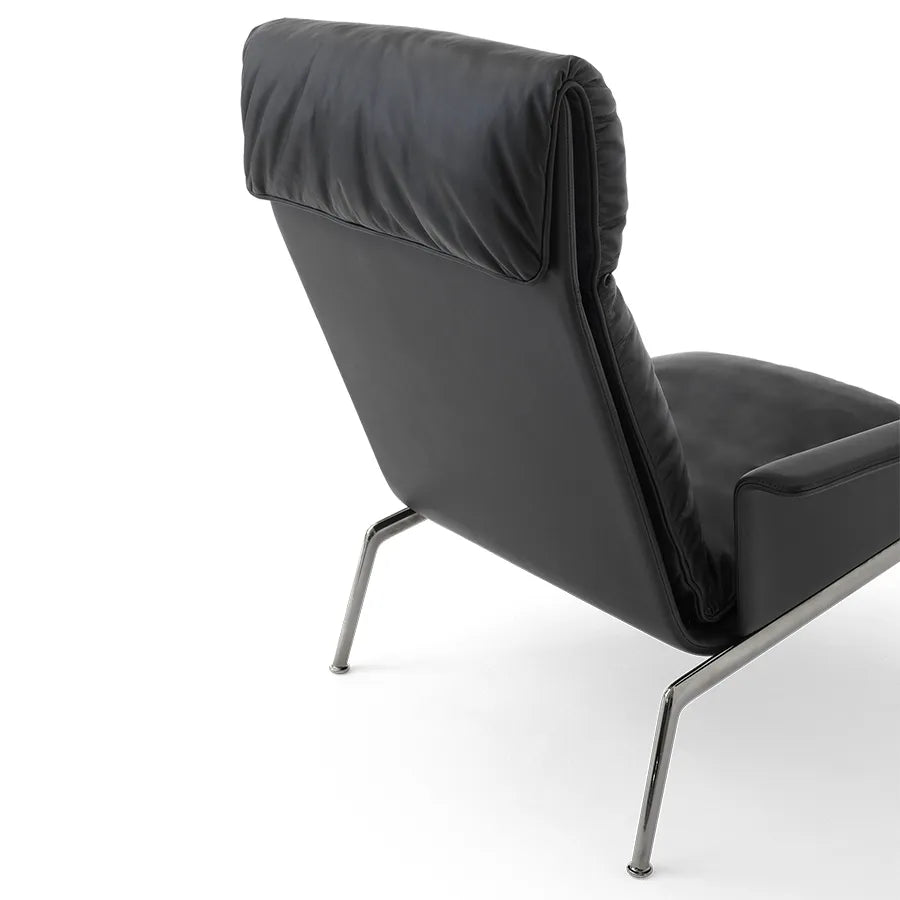 Muno LN17 Lounge Chair fra &Tradition