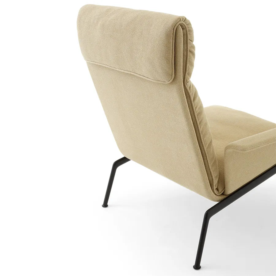 Muno LN17 Lounge Chair fra &Tradition