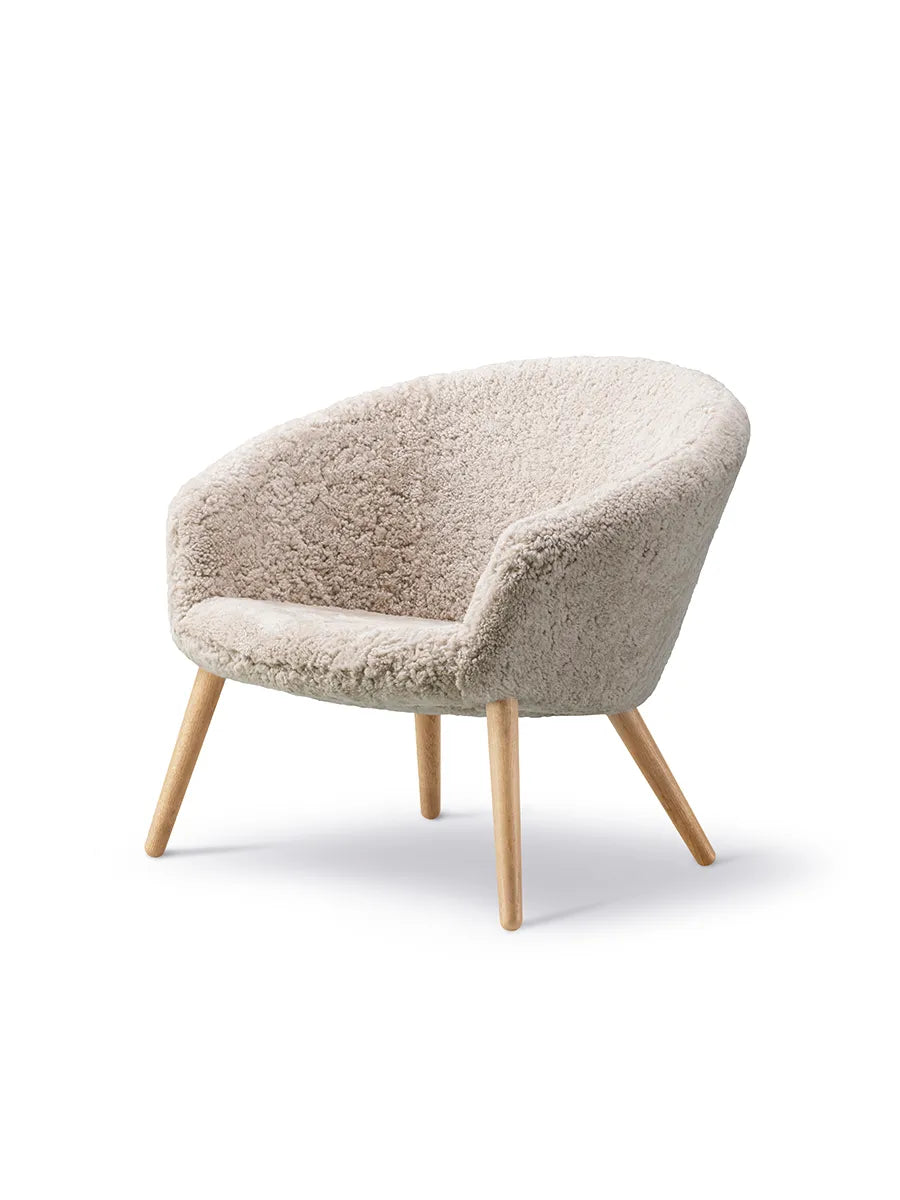 Ditzel Lounge Chair, lammeskind fra Fredericia Furniture - Eg - Jacobsen Plus
