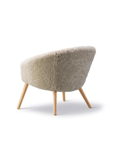 Ditzel Lounge Chair, lammeskind fra Fredericia Furniture - Eg - Jacobsen Plus