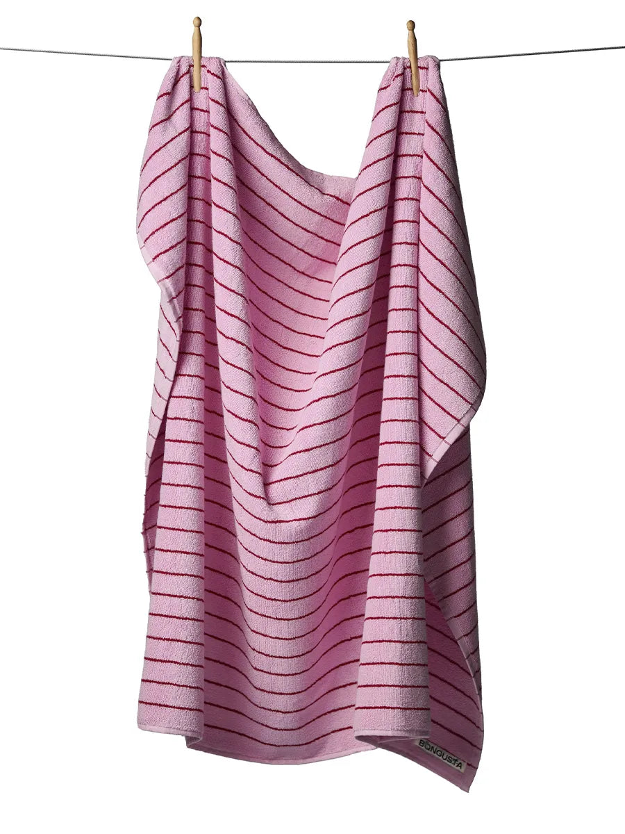 Naram towel - Baby pink & Ski patrol fra Bongusta