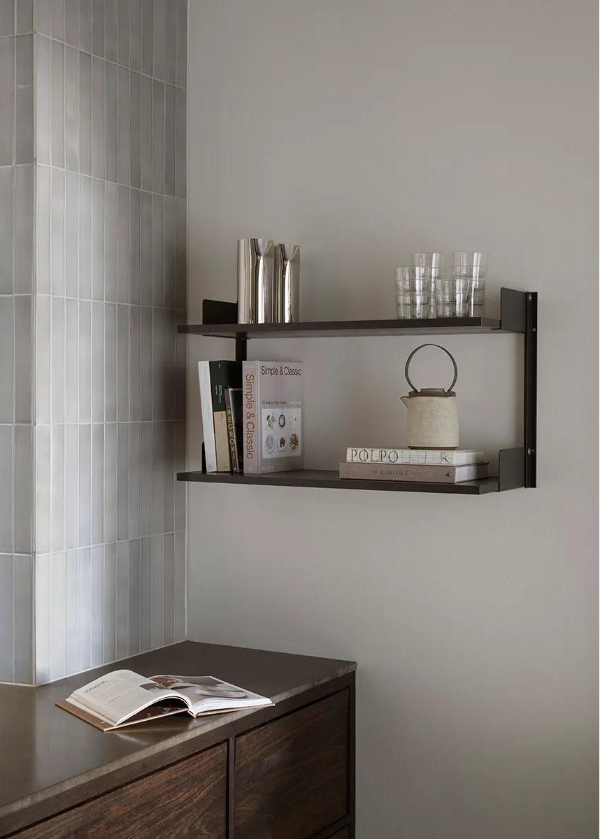 Wall shelf 450 fra New Works