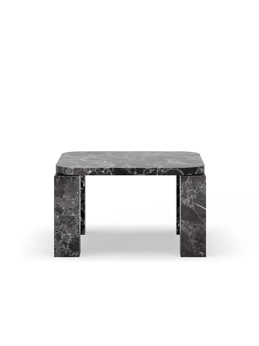 Atlas Sofabord 600x600, Costa Black Marble fra New Works