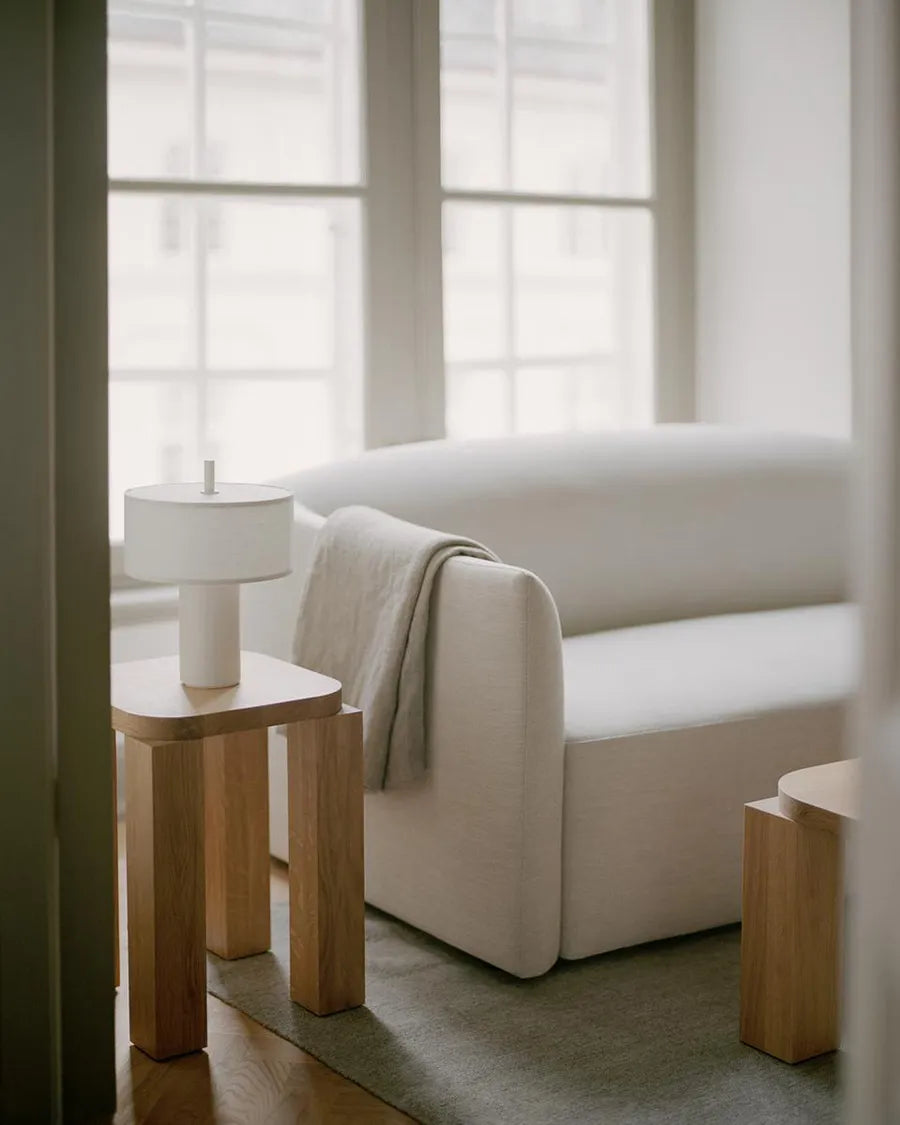 Margin Portable Table Lamp fra New Works