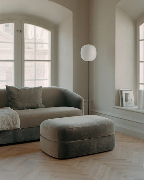 Covent Pouf, medium fra New Works - 2 - Jacobsen Plus