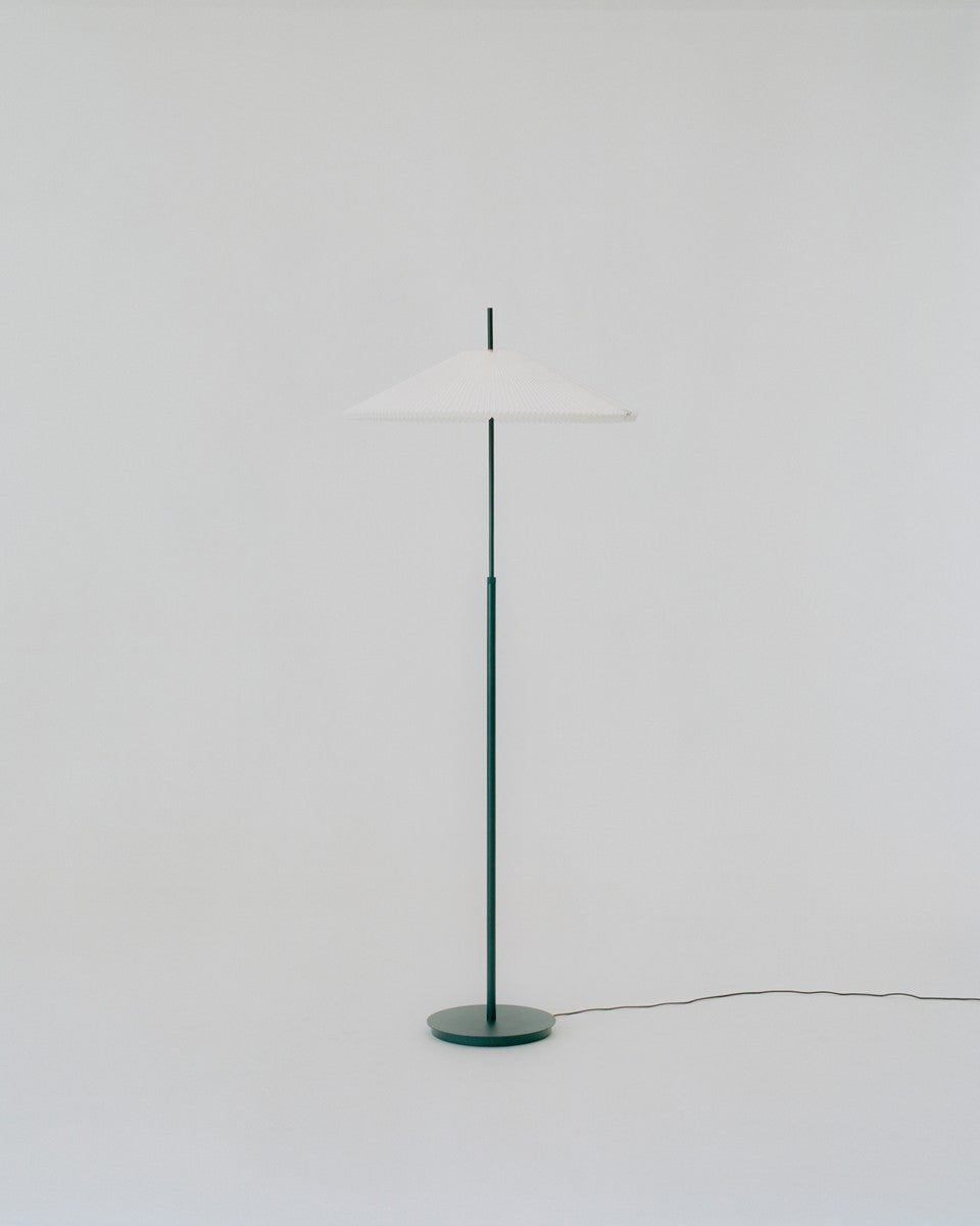 New Works Nebra gulvlampe