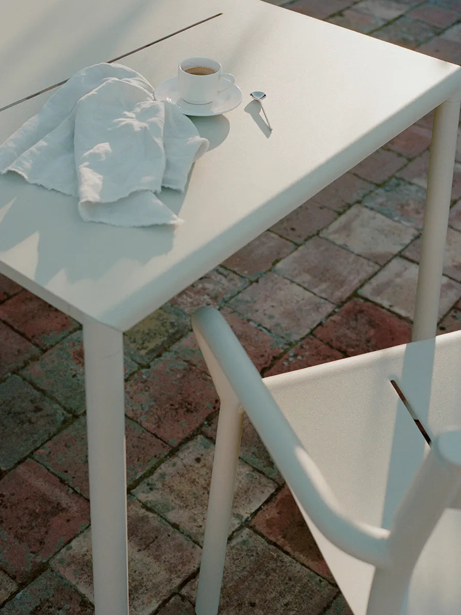 May Armchair, light grey fra New Works