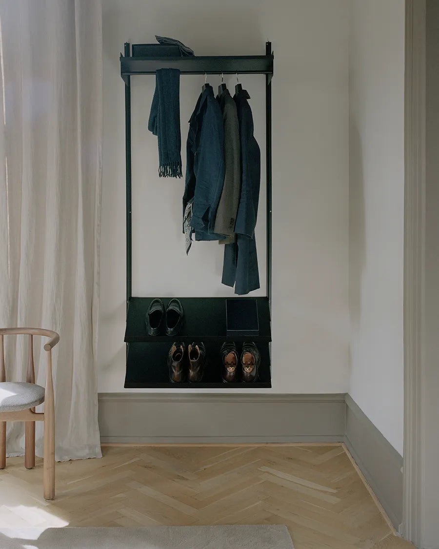 Wardrobe Shelf 1 fra New Works - 9 - Jacobsen Plus