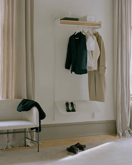 Wardrobe Shelf 1 fra New Works - Sort-sort - Jacobsen Plus