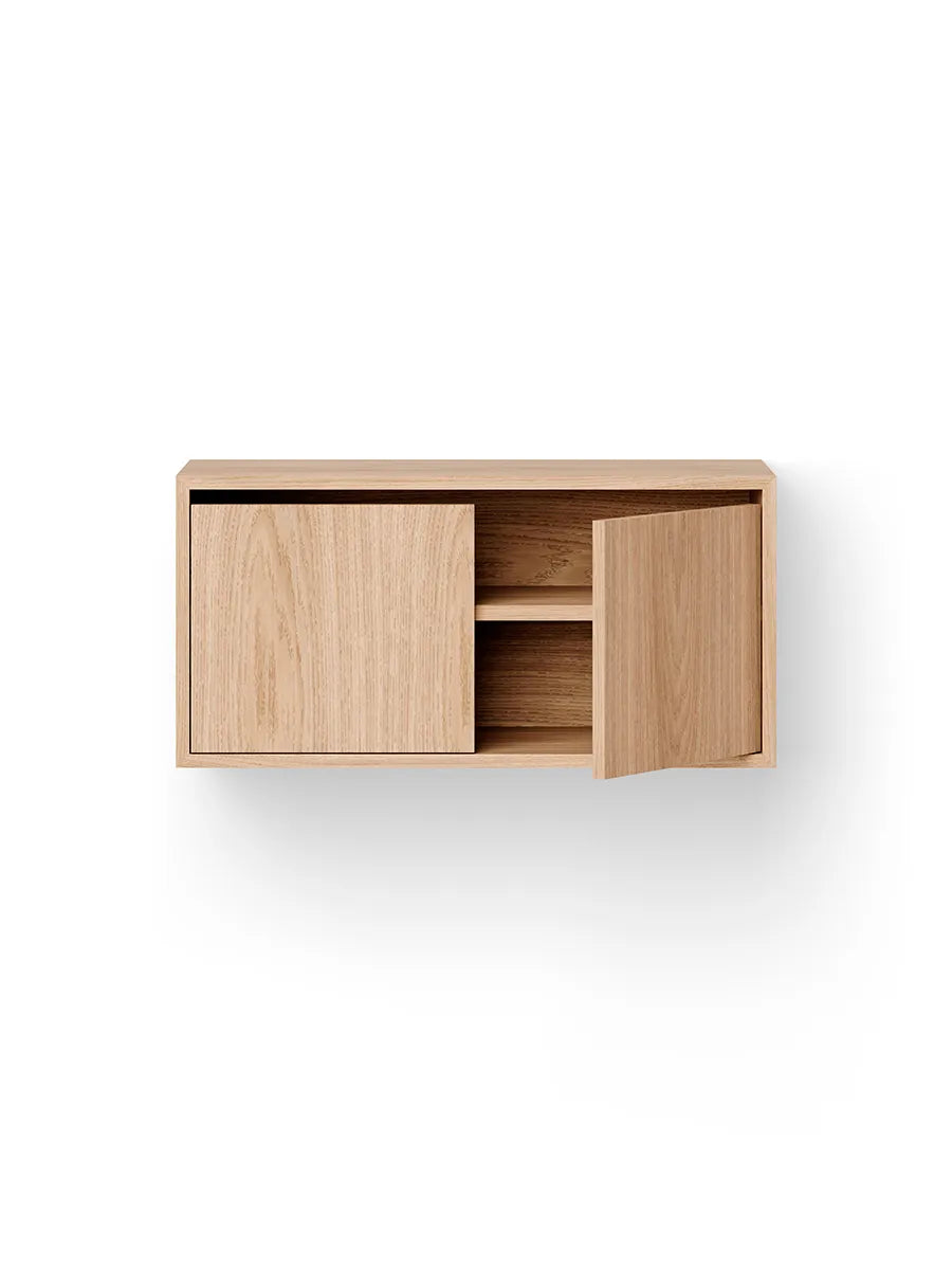 Cabinet Low w. Doors fra New Works