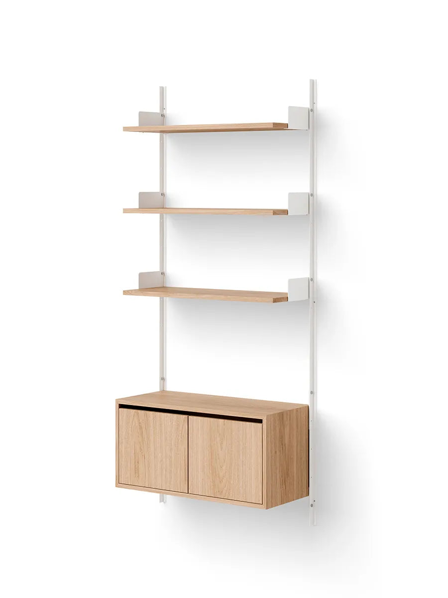 Wall Shelf Cabinet Low w. Doors fra New Works