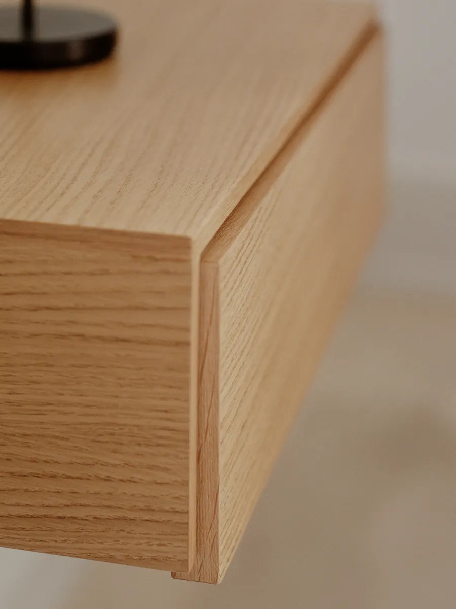 Tana Wall Mounted Nightstand, oak fra New Works