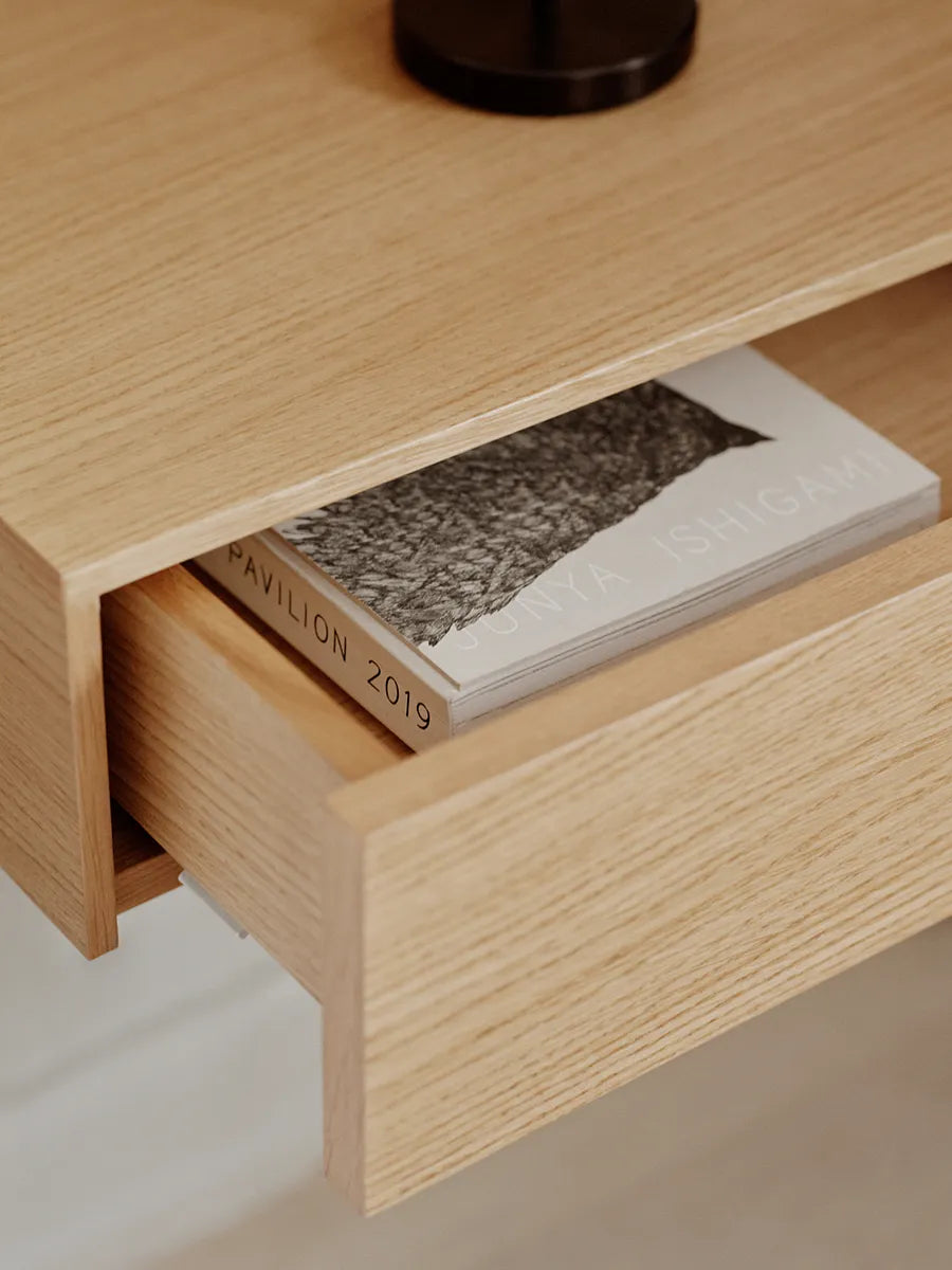 Tana Wall Mounted Nightstand, oak fra New Works