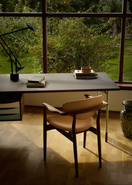 109 Armchair, eg olie af Finn Juhl - 1 - Jacobsen Plus