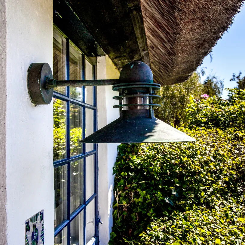 Nyhavn Kobber Væglampe fra Louis Poulsen