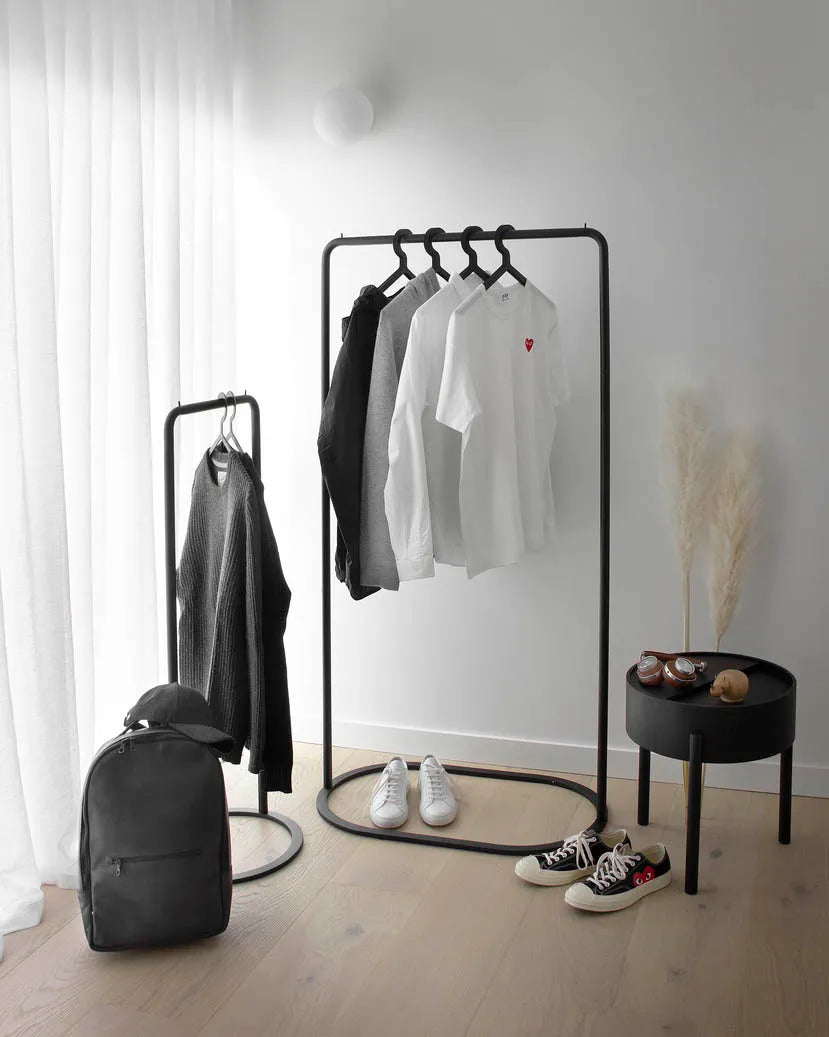 O&O Clothes Rack fra Woud - 13 - Jacobsen Plus