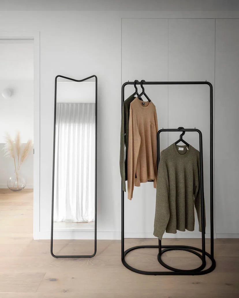 O&O Clothes Rack fra Woud - 15 - Jacobsen Plus
