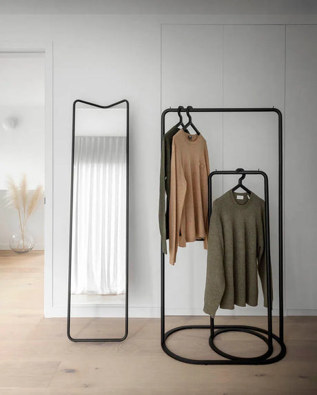 O&O Clothes Rack fra Woud - Small - Jacobsen Plus