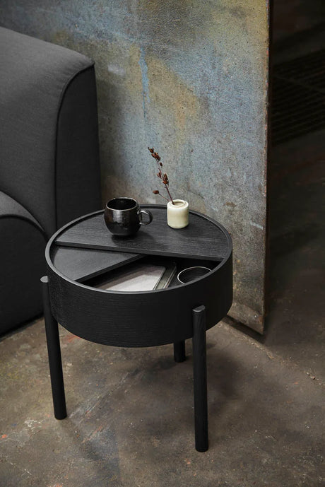 Arc Side Table fra Woud - 1 - Jacobsen Plus