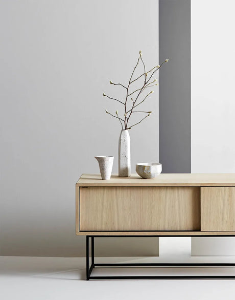 Virka Low Sideboard fra Woud - 1 - Jacobsen Plus