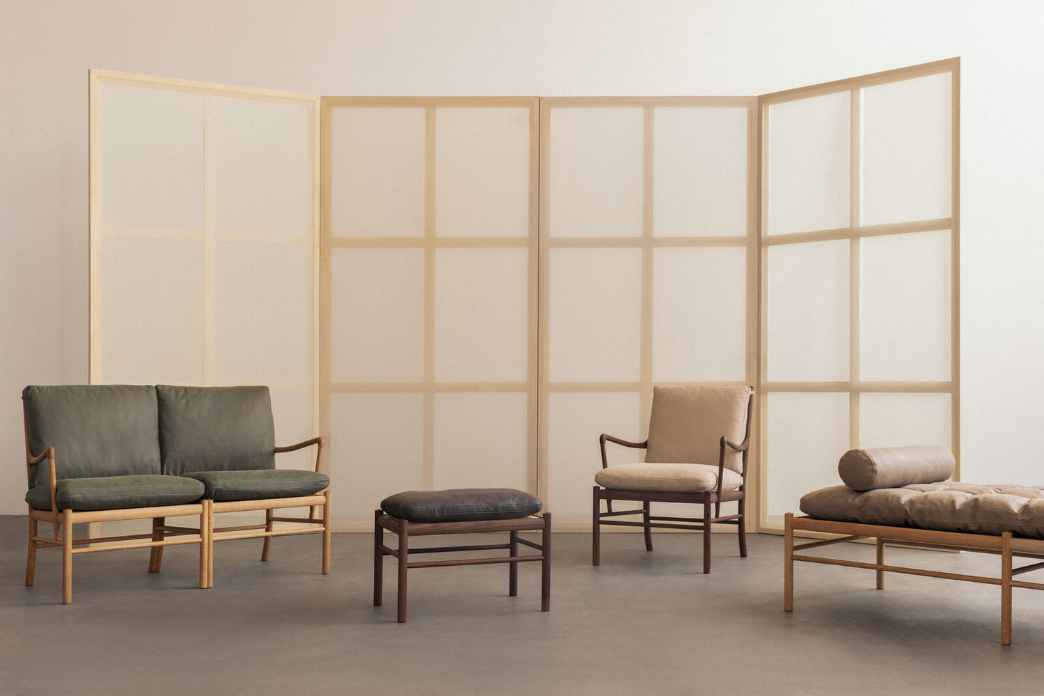 OW149-2 Colonial sofa eg olie, Terra-læder af Ole Wanscher