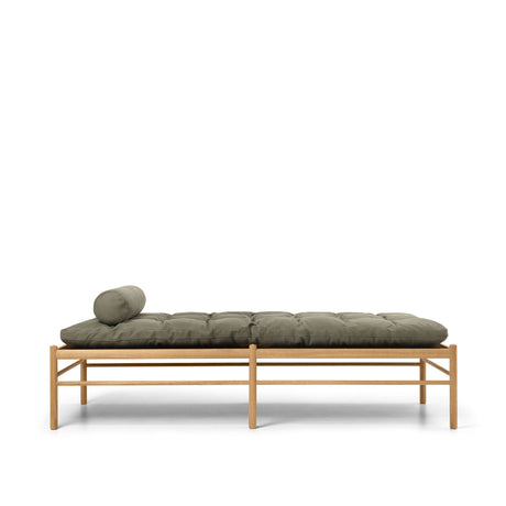 OW150 daybed eg olie, Terra-læder af Ole Wanscher - Terra Jade 20368 - Jacobsen Plus