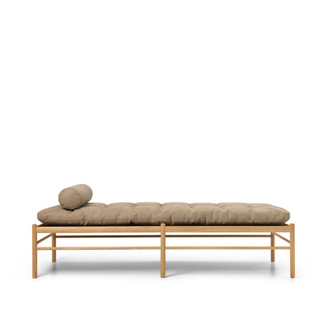 OW150 daybed eg olie, Terra-læder af Ole Wanscher - Terra Marble 20366 - Jacobsen Plus