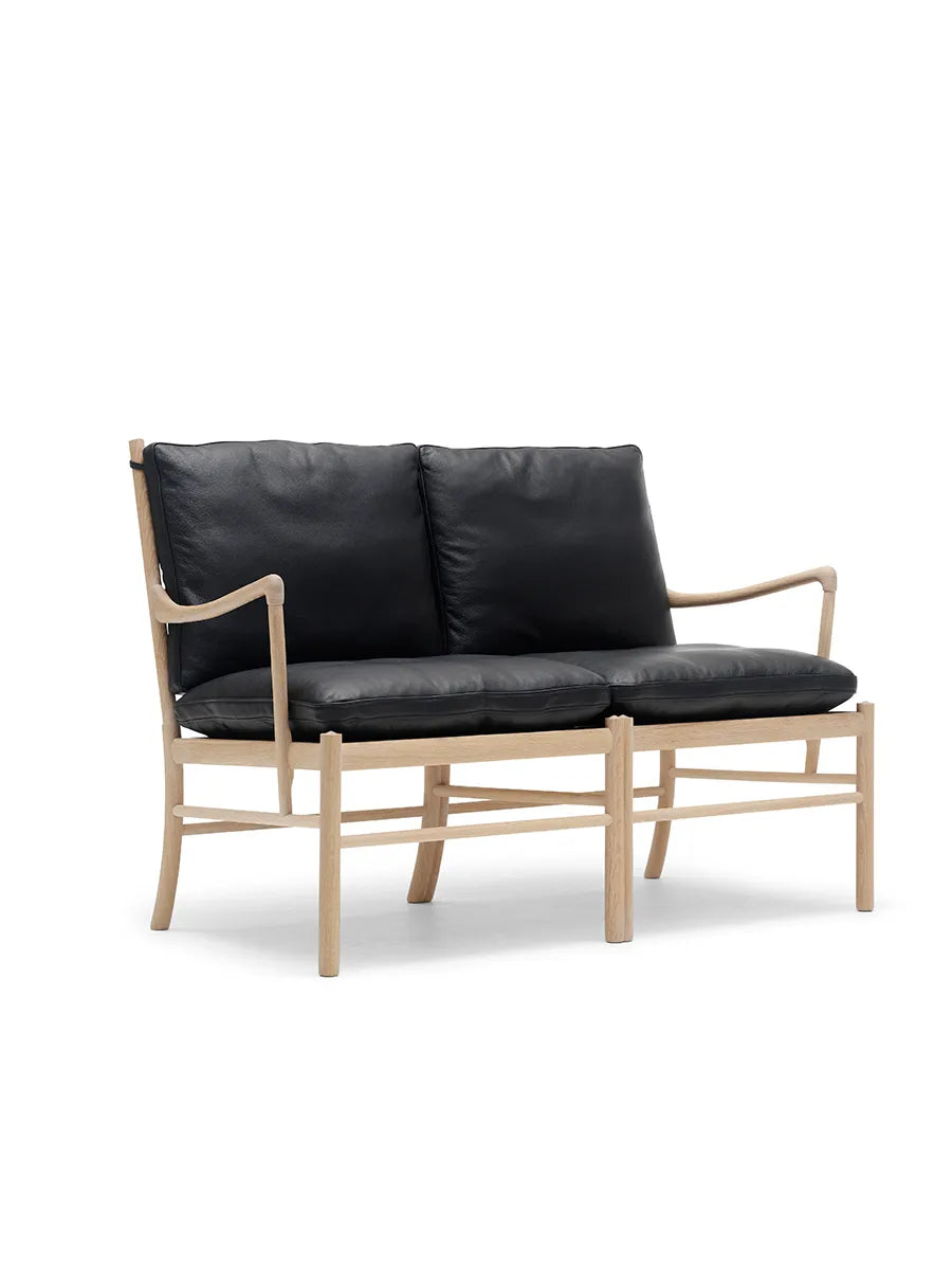 Colonial Sofa, OW149-2 af Ole Wanscher