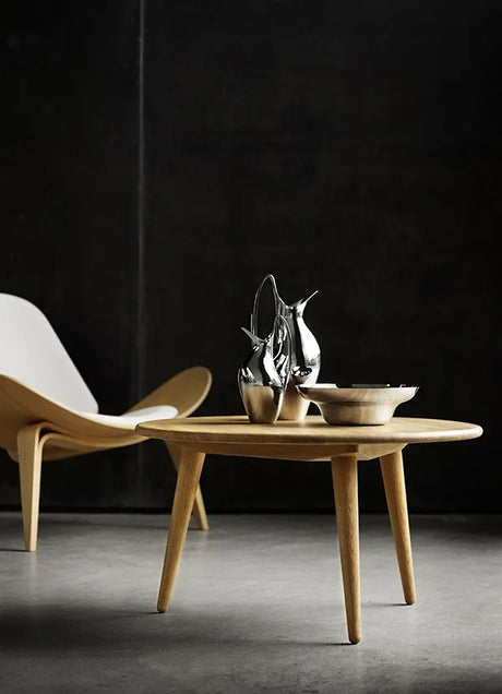 CH008 Sofabord fra Carl Hansen & Søn - Ø: 78 x H: 44 cm / Eg / Sort - Jacobsen Plus
