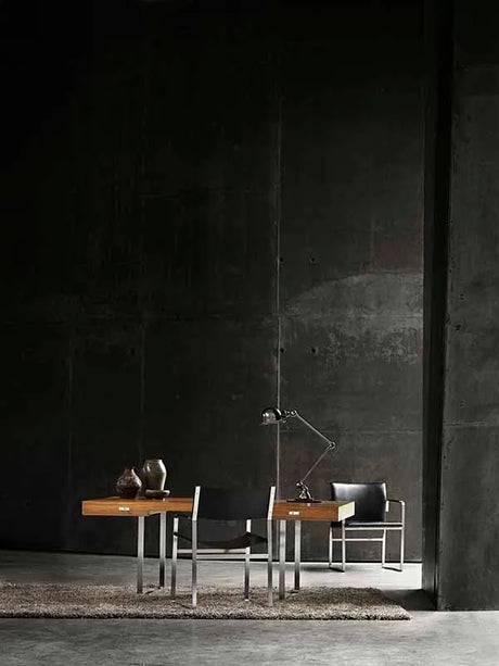 CH110 Skrivebord af Hans J. Wegner - Eg / Lak - Jacobsen Plus