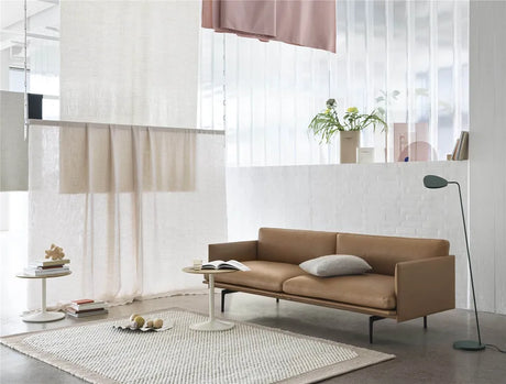 Outline 3 pers. sofa fra Muuto - Cognac Refine leather - Jacobsen Plus
