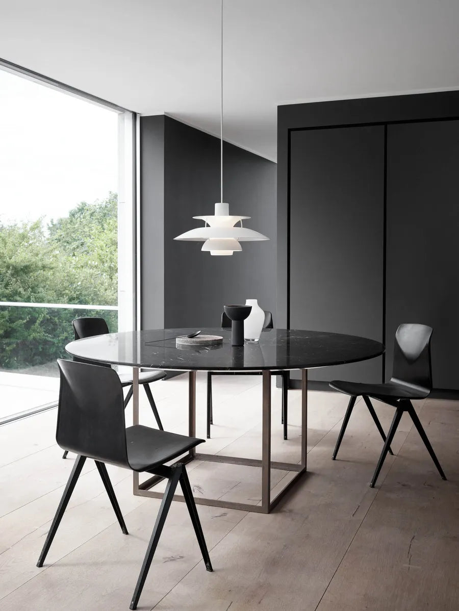 PH 5 pendel, monokrom af Poul Henningsen