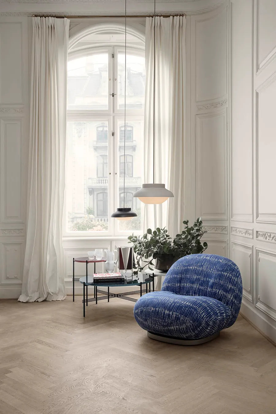Pacha Lounge Chair fra GUBI - 2 - Jacobsen Plus
