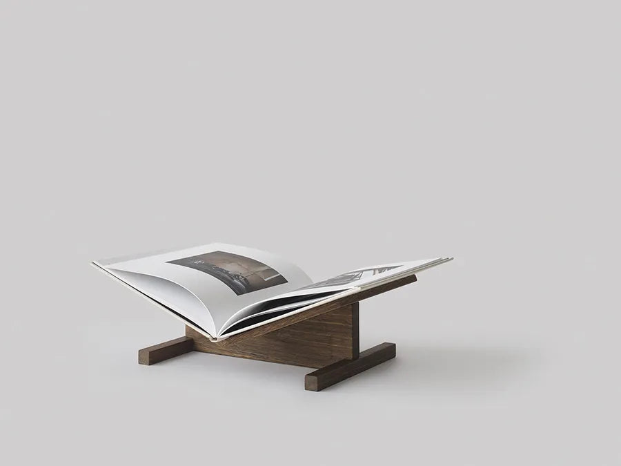 Page Bookstand, Smoked Oak fra New Mags - 2 - Jacobsen Plus