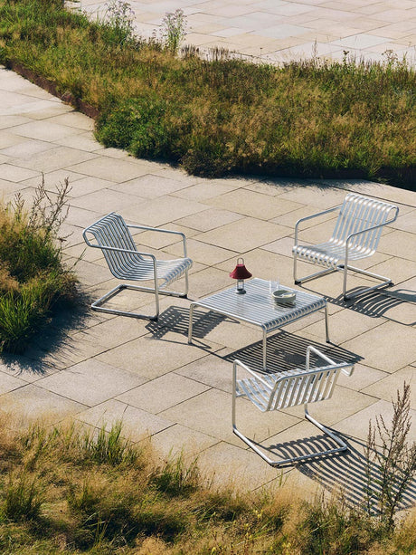 Palissade Cantilever Lounge Chair Low fra Hay - Iron red - Jacobsen Plus