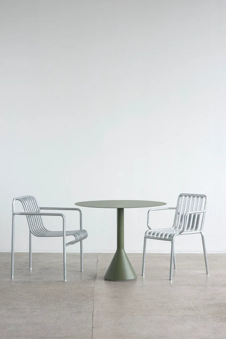 Palissade Cone Table fra Hay - L: 65 x B: 65 x H:74 cm / Anthracite - Jacobsen Plus
