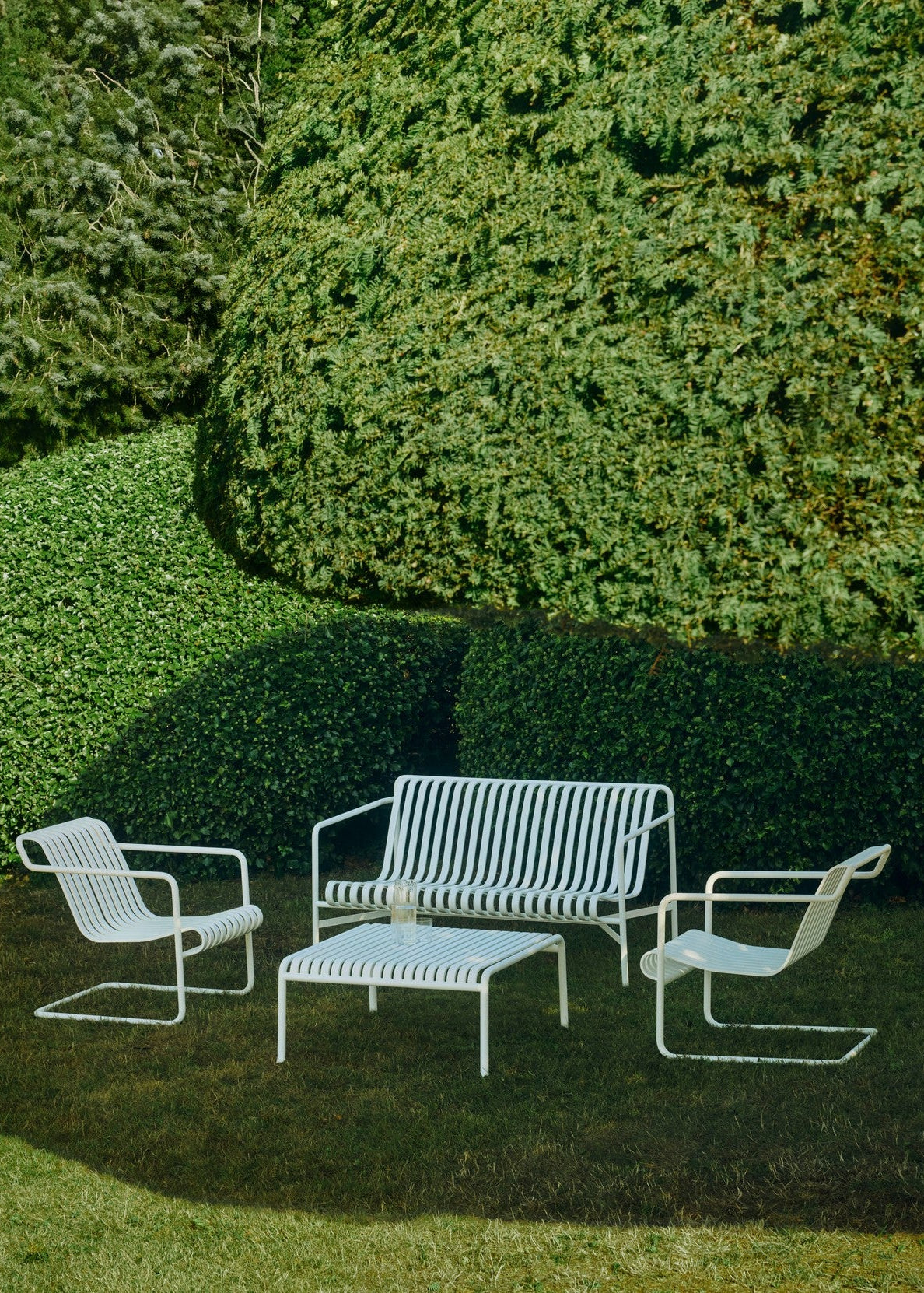 Palissade Low Table, olive fra Hay