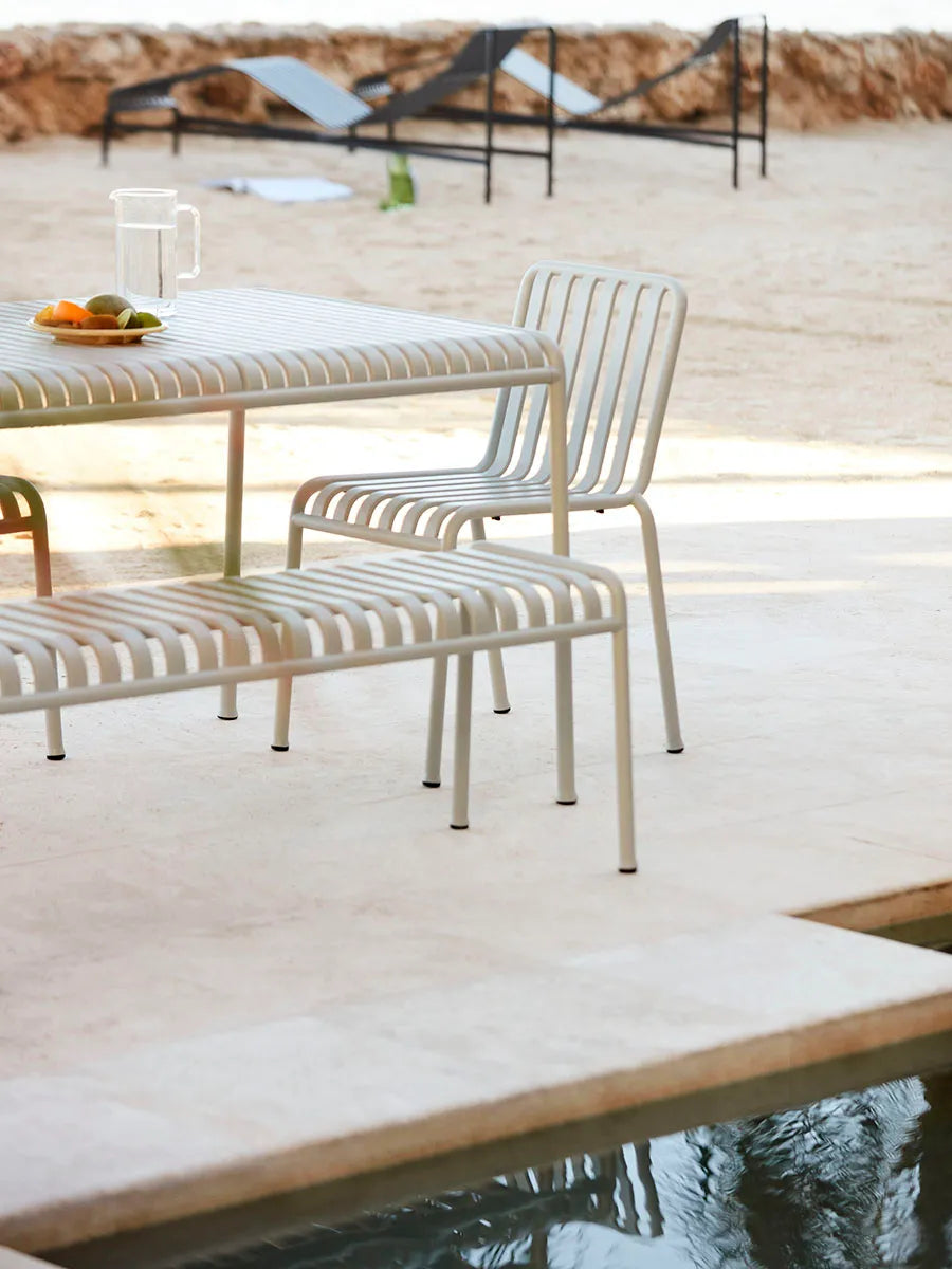 Palissade Bench, antracit fra Hay