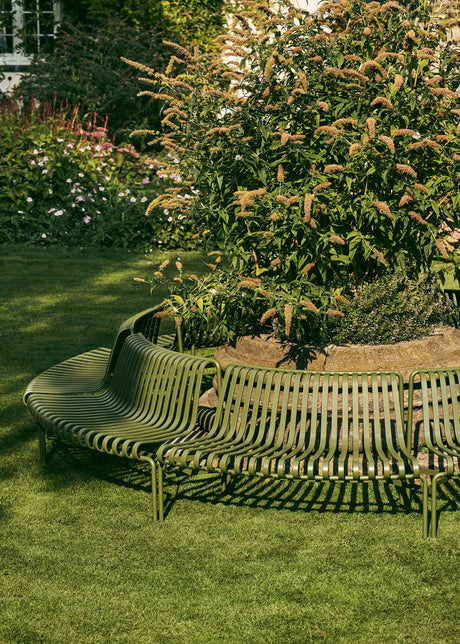 Palissade Park Dining Bench, out, sky grey fra Hay - 2 - Jacobsen Plus