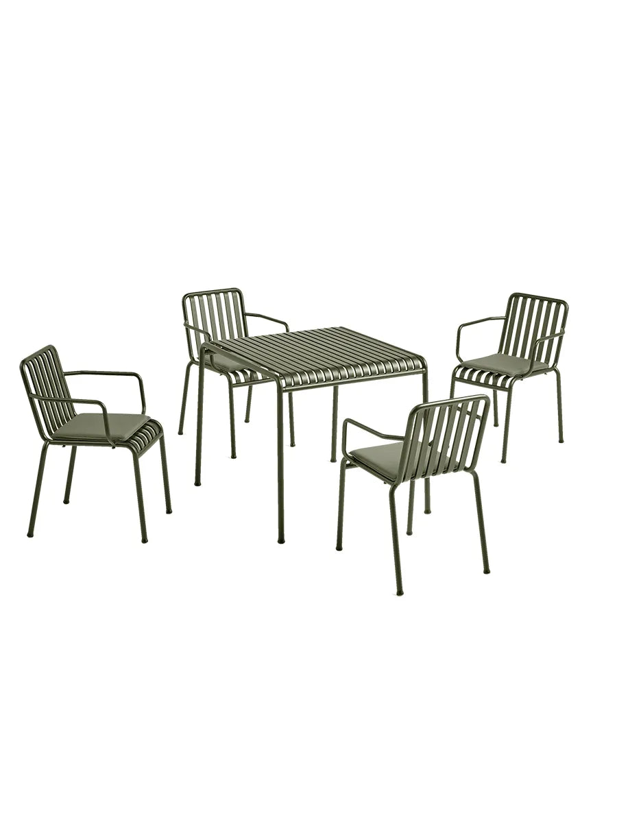 Palissade sæt, 4 armstole og bord i olive fra HAY - 1 - Jacobsen Plus